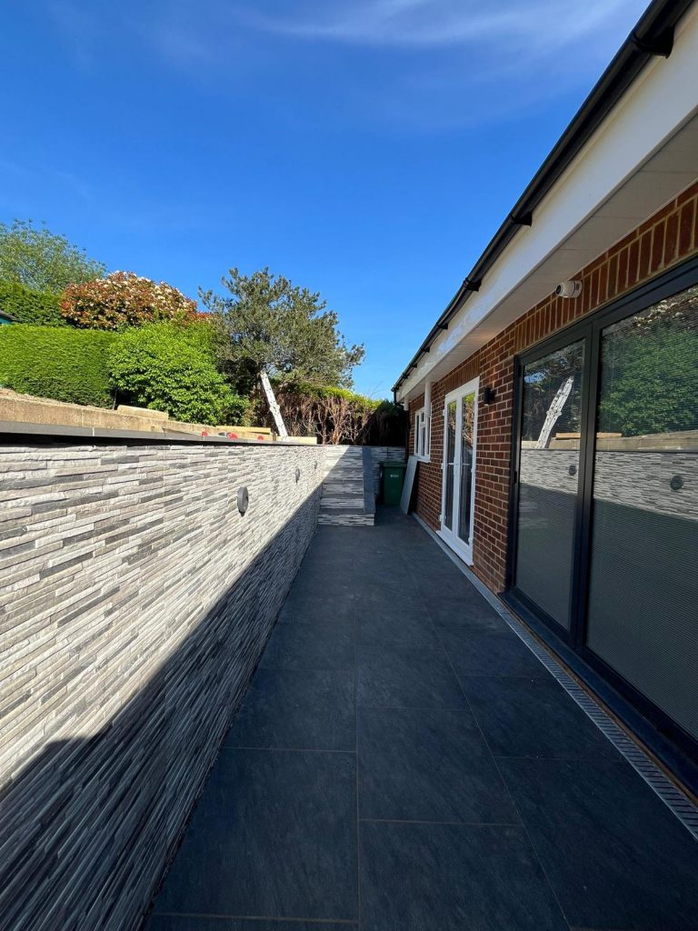 d8bac350-ecad-4390-8855-6ca54e14f6c2